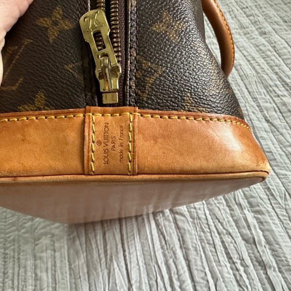 Louis Vuitton Alma MM - Picture 6 of 7